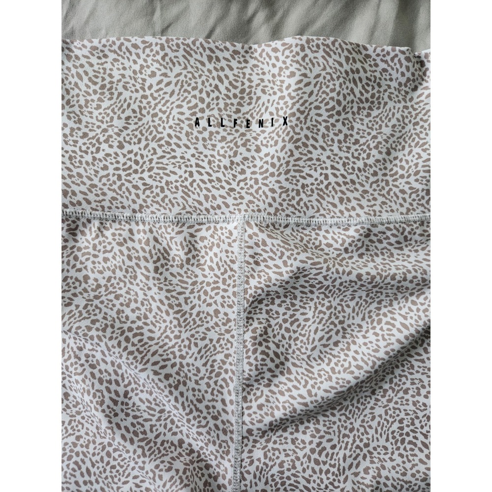 ALL FENIX High Rise Ankle Leggings White‎ Beige Animal Print Size L - Picture 4 of 6